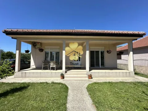 Izdavanje, kuća, 120m2, Tološi, Podgorica Izdavanje, kuća, 120m2, Tološi, Podgorica