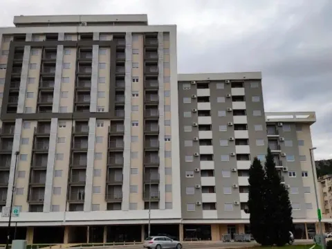 Prodaja, dvosoban stan, 60m², Vezirov Most, Podgorica - image 2