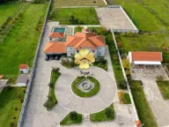 Prodaja, kuća, 560m², Begovina, Danilovgrad - image 1