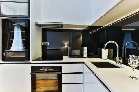 Rent, two bedroom apartment, 76m², Harmonija, Budva - image 5