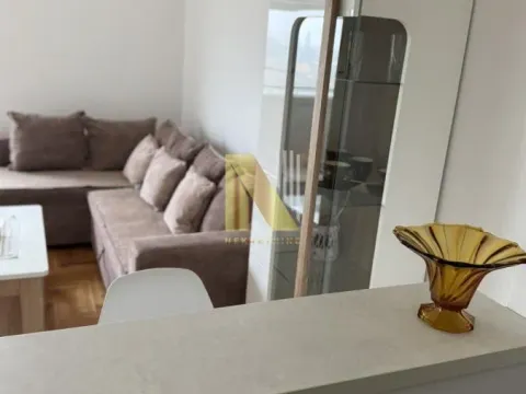 Izdavanje, jednosoban stan, 39m², Bulevar Evrope, Novi Sad Sve Podlokacije - image 5