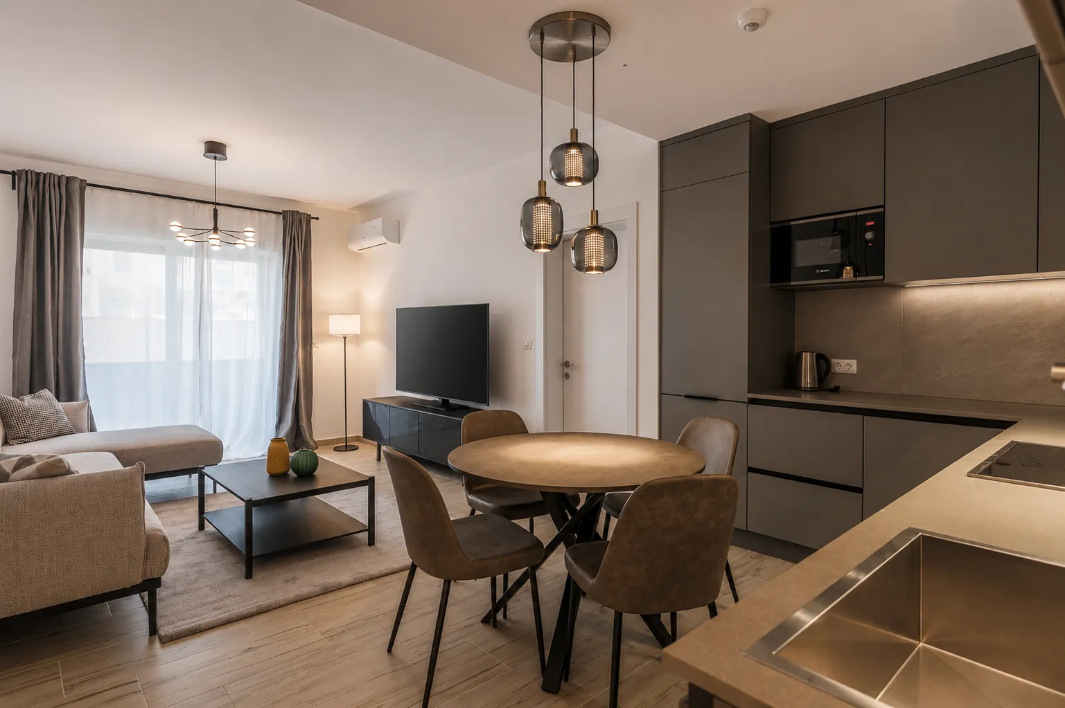 Sale, two bedroom apartment, 72m², Bečići, Budva