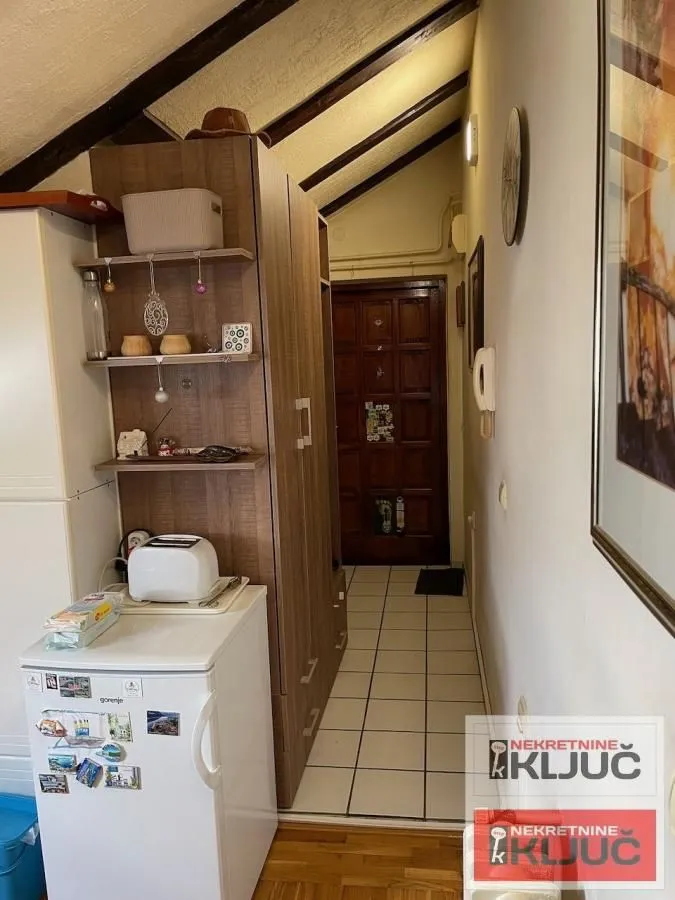Prodaja, jednosoban stan, 19m², Sajmište, Novi Sad