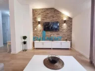 Rent, two bedroom apartment, 50m², Južni Bulevar, Vračar Sve Podlokacije - image 4