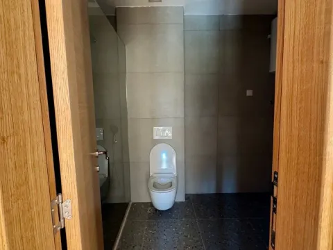 Sale, three bedroom apartment, 149m², Podgorica, Crna Gora - image 10