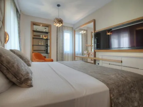 Sale, house, 190m², Prijevor, Budva - image 24