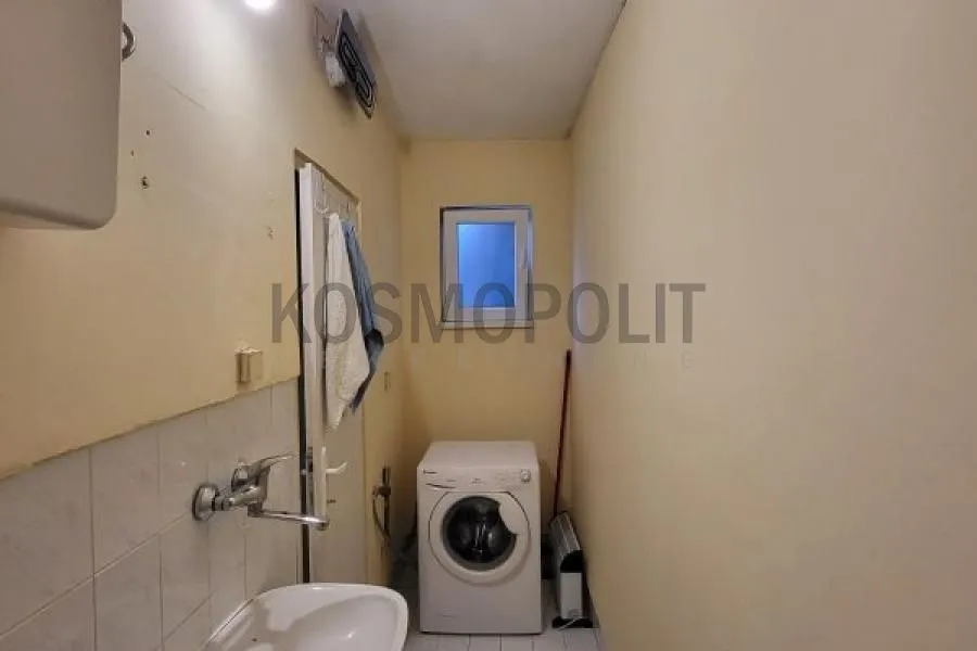 Prodaja, jednosoban stan, 33m², Sarajevska, Beograd