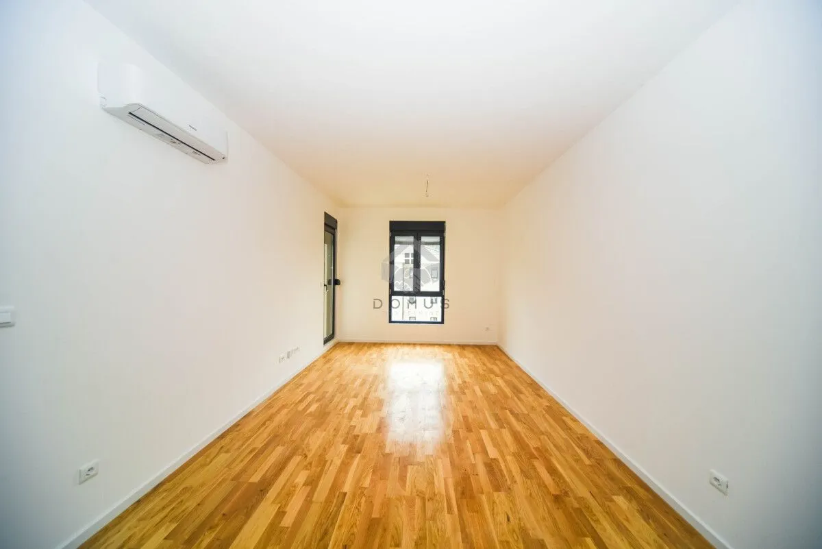 Prodaja, jednosoban stan, 45m², Tološi, Podgorica