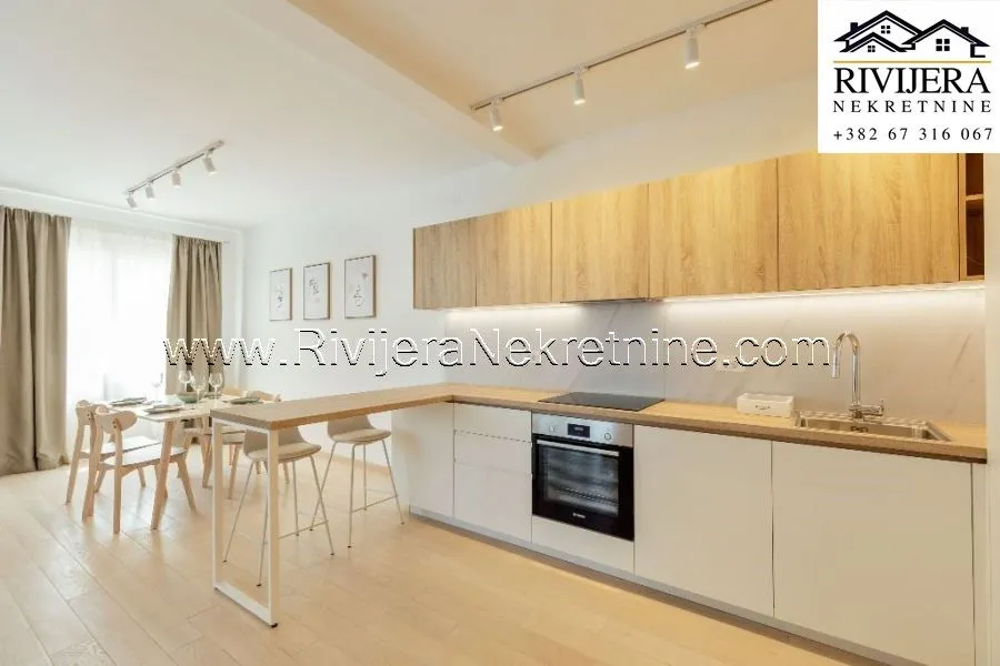 Prodaja, dvosoban stan, 100m², Igalo, Herceg Novi