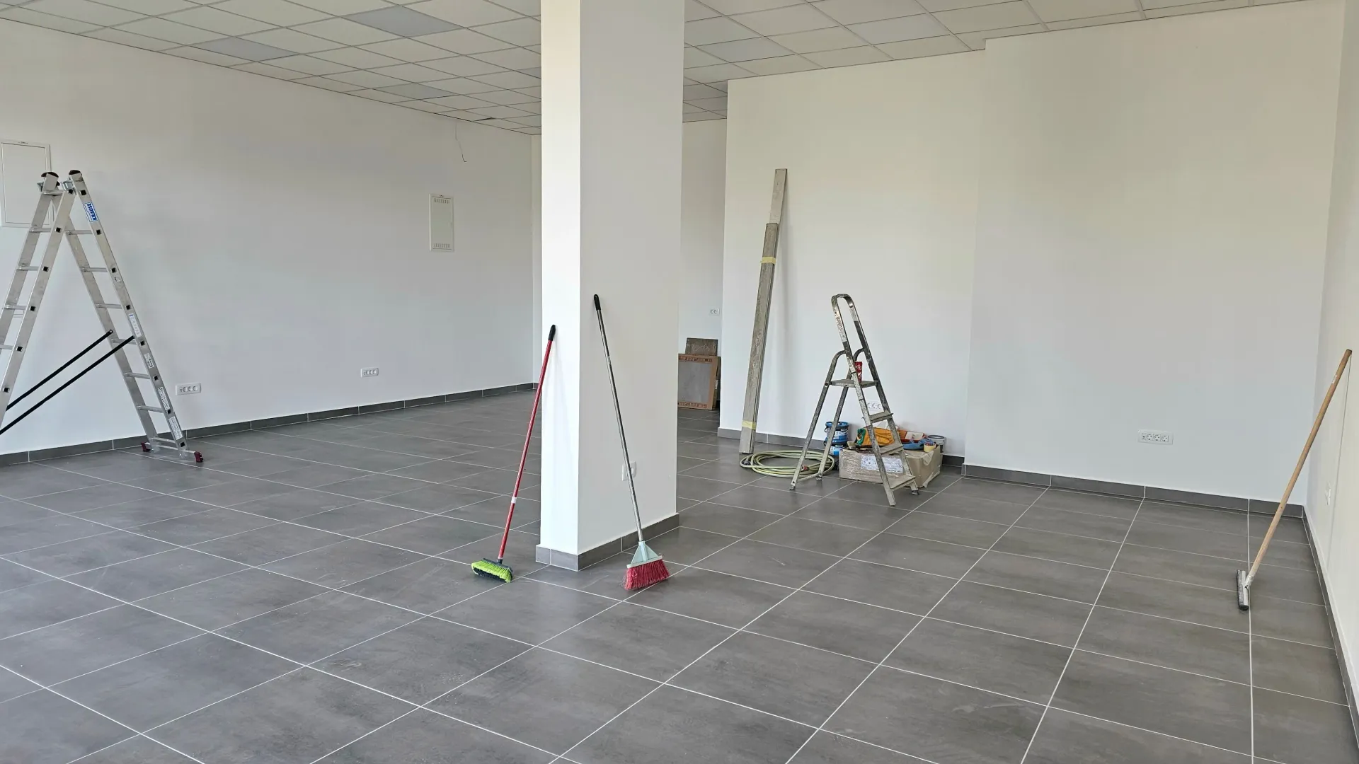 Rent, office space, 70m², Topolica, Bar