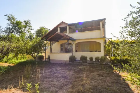 Rent, house, 102m², Podgorica, Crna Gora - image 1