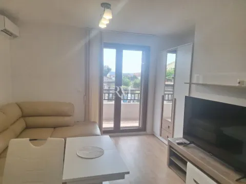Rent, one bedroom apartment, 50m², Centar, Tivat - image 3
