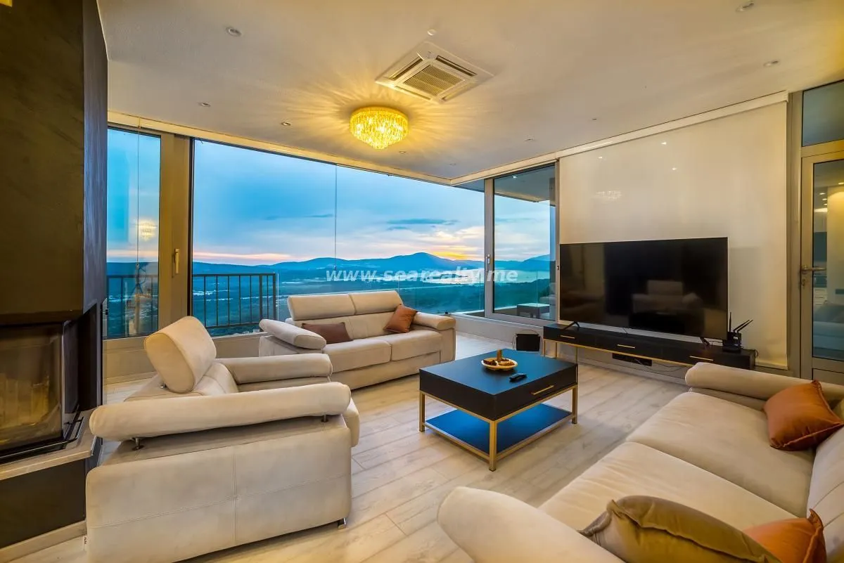 Prodaja, kuća, 280m², Tivat, Crna Gora