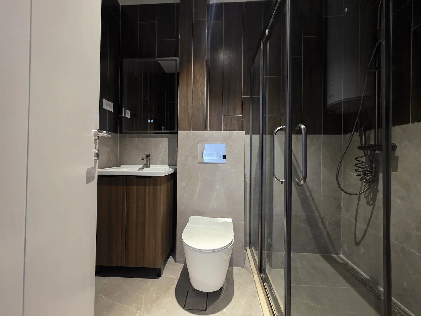 Rent, apartment, 48m², Tološi, Podgorica