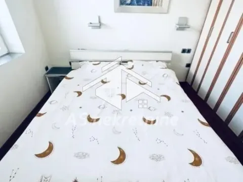 Rent, two bedroom apartment, 60m², Palilula Sve Podlokacije, Beograd - image 18