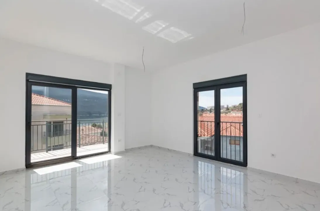 Prodaja, jednosoban stan, 43m², Đenovići, Herceg Novi