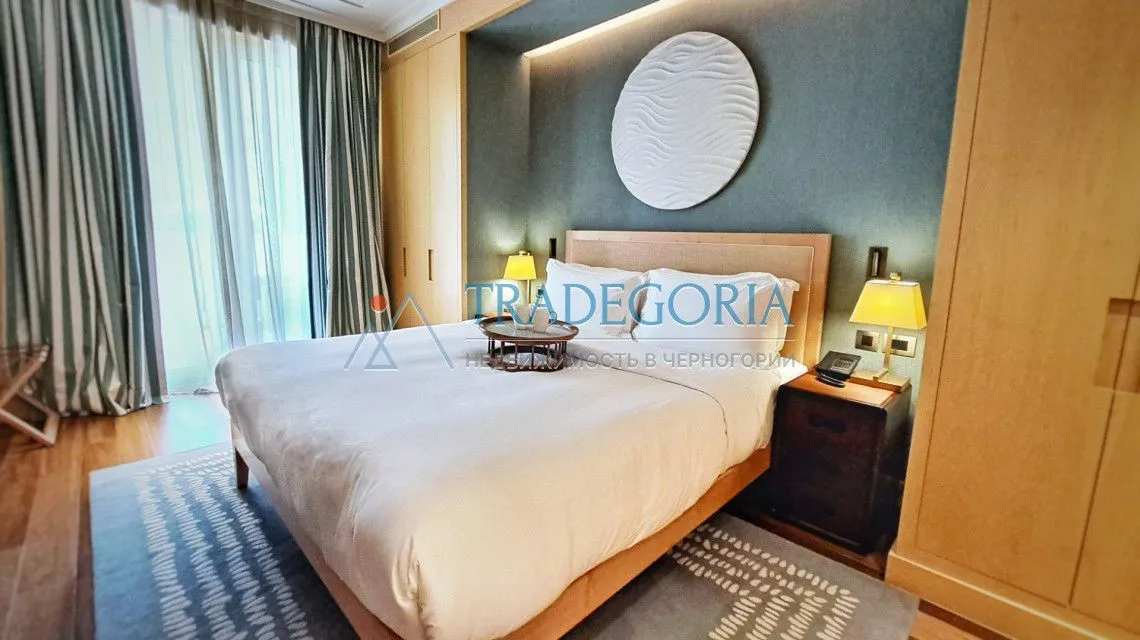 Prodaja, jednosoban stan, 87m², Tivat, Crna Gora