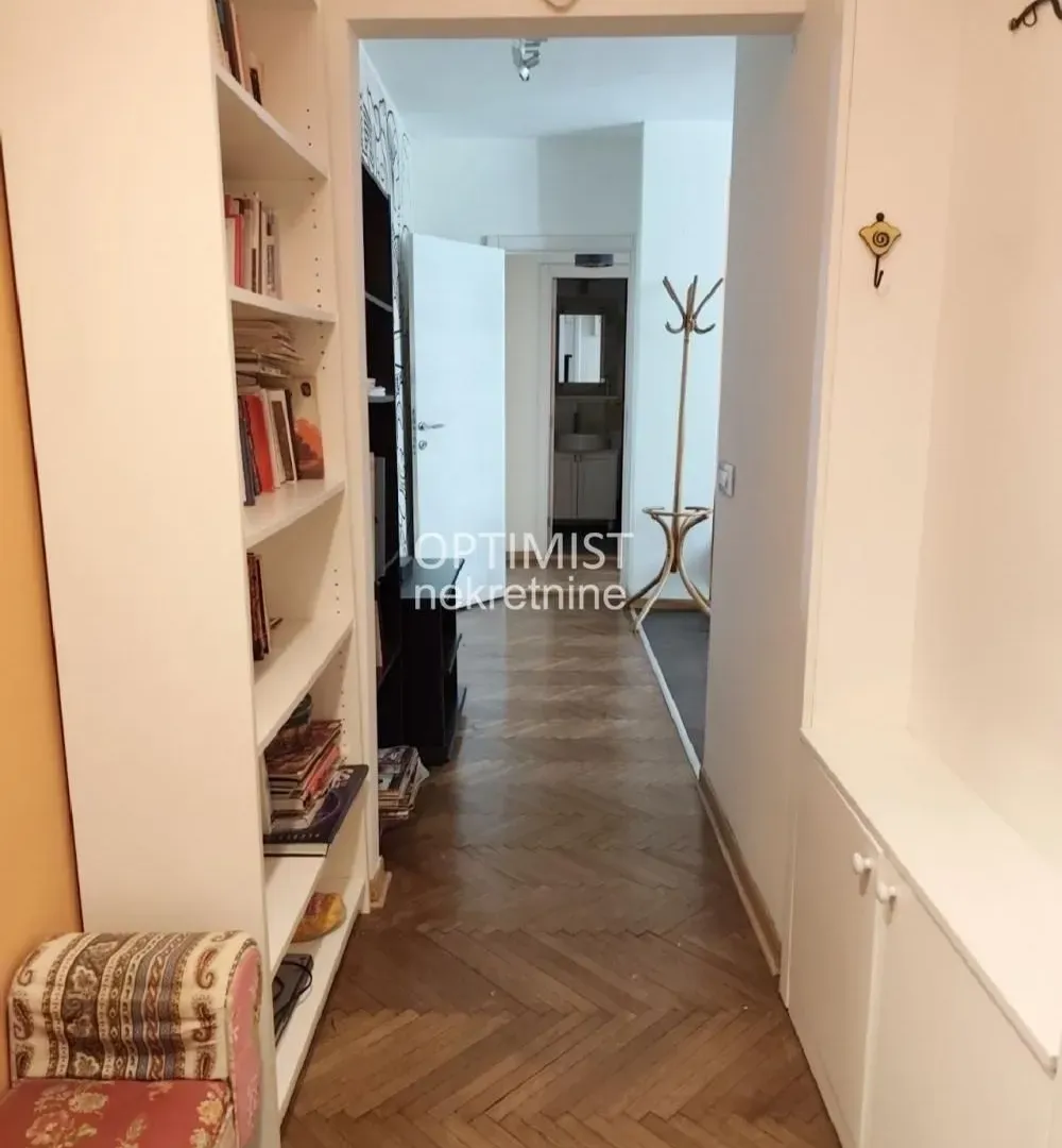 Prodaja, dvosoban stan, 55m², Stari Grad, Beograd