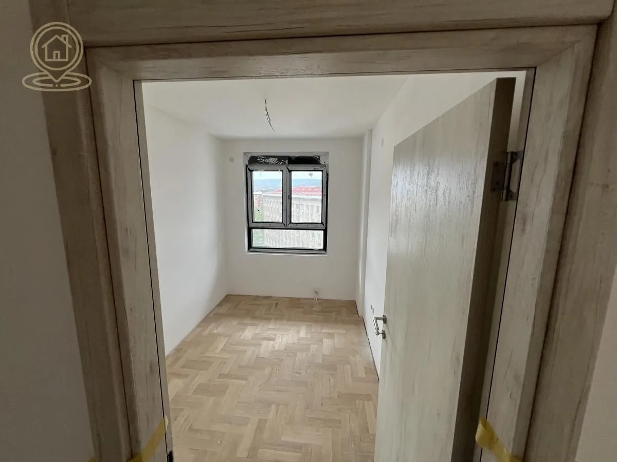 Prodaja, četvorosoban stan, 75m², Medijana, Niš