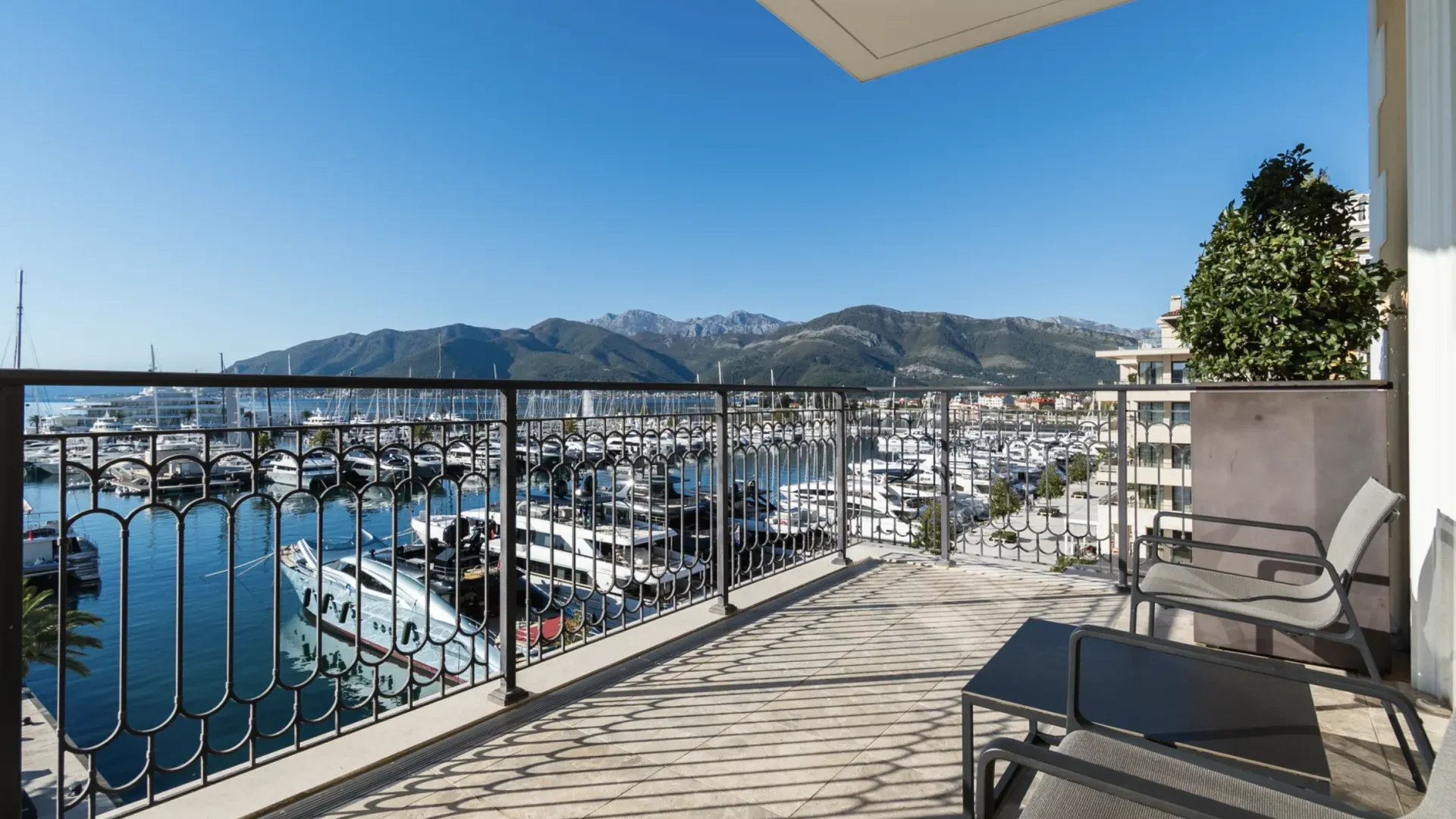 Prodaja, trosoban stan, 253m², Porto Montenegro, Tivat