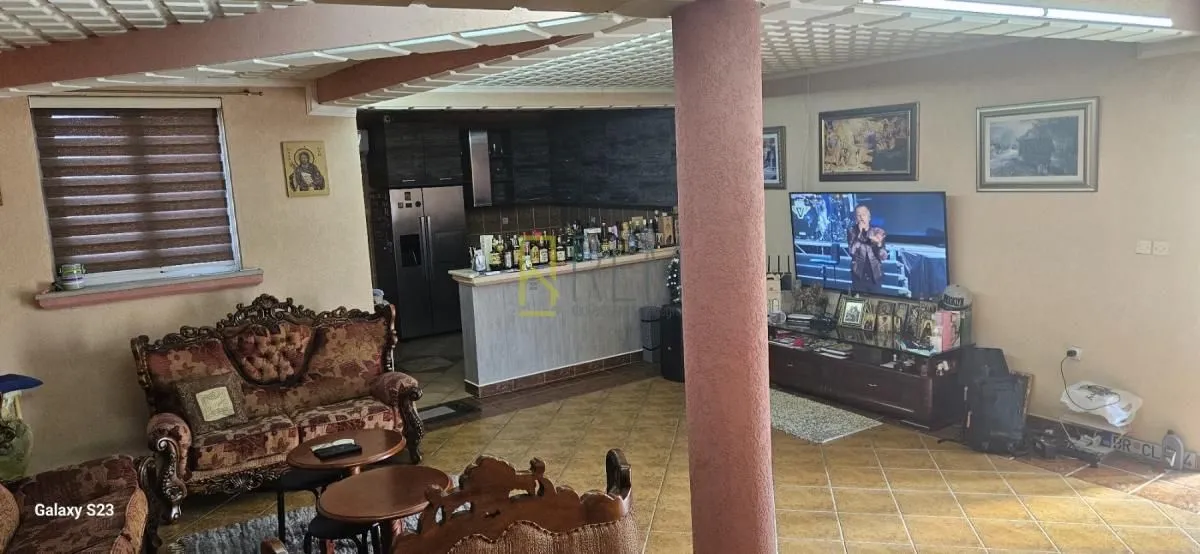 Prodaja, kuća, 350m², Danilovgrad, Crna Gora