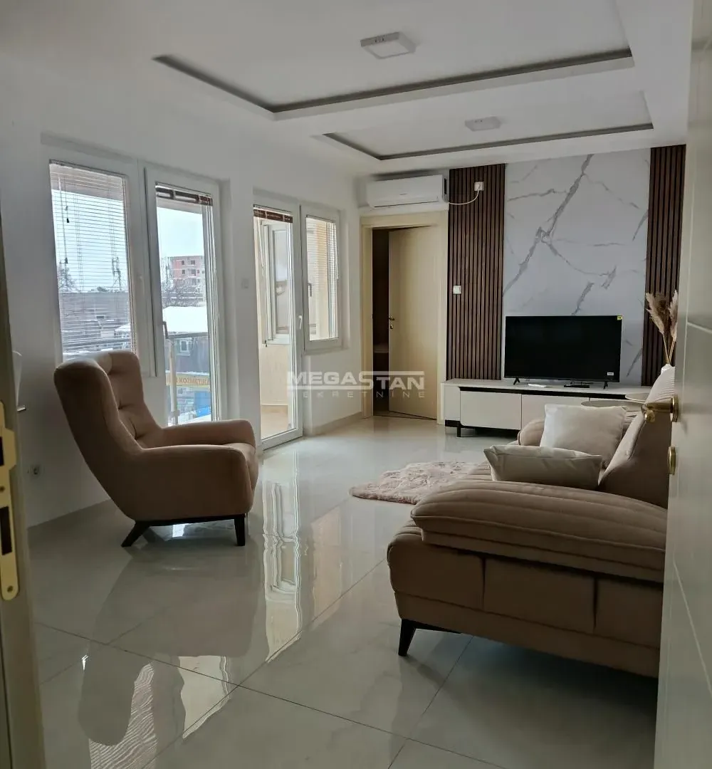 Rent, one bedroom apartment, 51m², Borča 1, Borča Sve Podlokacije