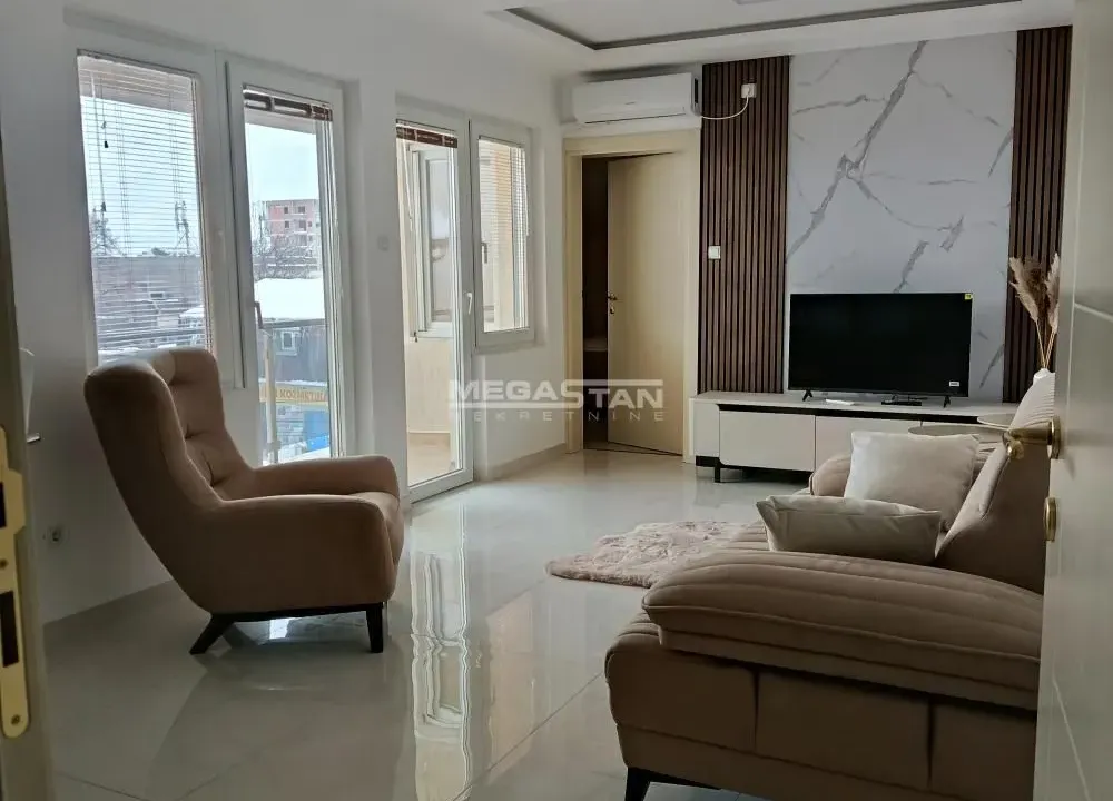 Rent, one bedroom apartment, 51m², Borča 1, Borča Sve Podlokacije