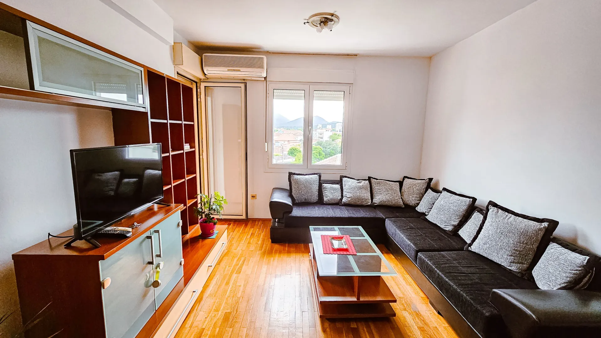 Rent, one bedroom apartment, 47m², Ljubović, Podgorica