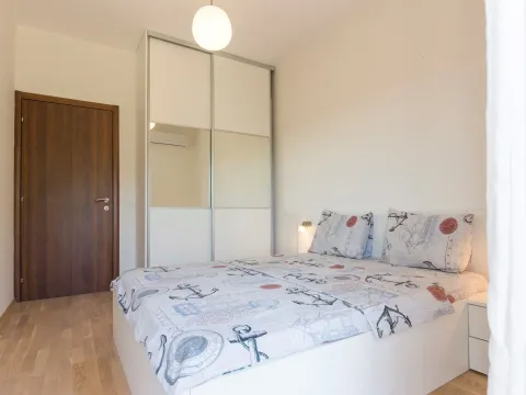 Rent, two bedroom apartment, 72m², Mažina, Tivat - image 8
