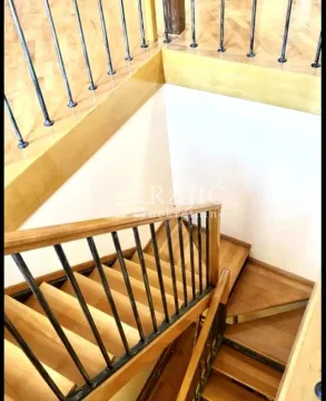 Rent, apartment, 240m², Stari Grad, Beograd - image 12