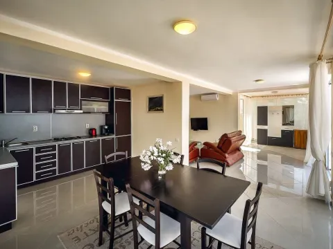 Sale, house, 150m², Krašići, Tivat - image 16