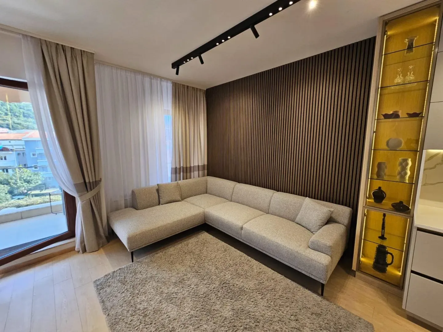 Prodaja, četvorosoban stan, 86m², Budva, Crna Gora