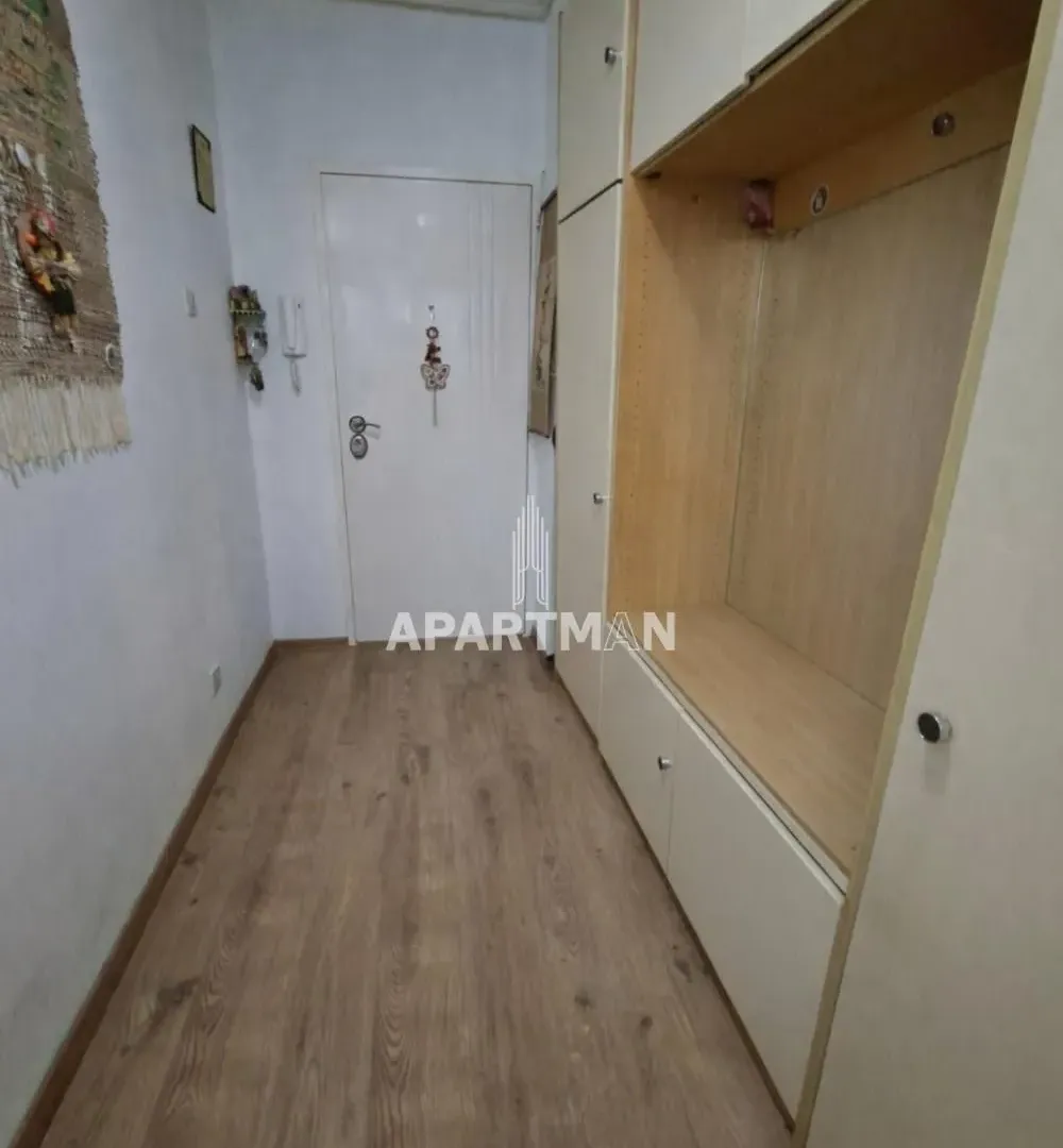 Prodaja, dvosoban stan, 62m², Zemun Sve Podlokacije, Beograd