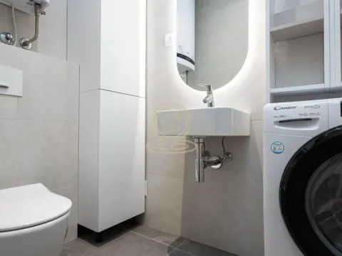 Izdavanje, trosoban stan, 75m², Stari Grad, Beograd - image 4