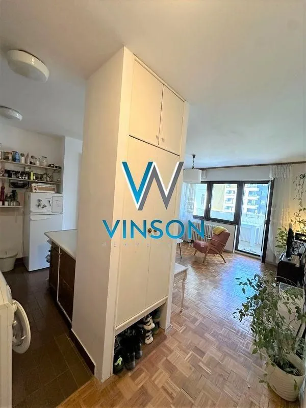 Prodaja, jednosoban stan, 51m², Sajam, Novi Sad Sve Podlokacije