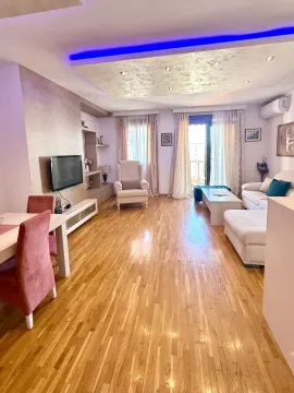 Rent, three bedroom apartment, 112m², Bečići, Budva - image 2