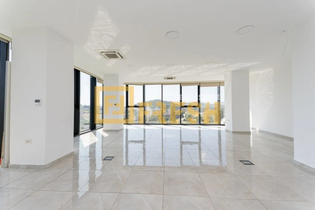 Rent, office space, 100m², Preko Morače, Podgorica
