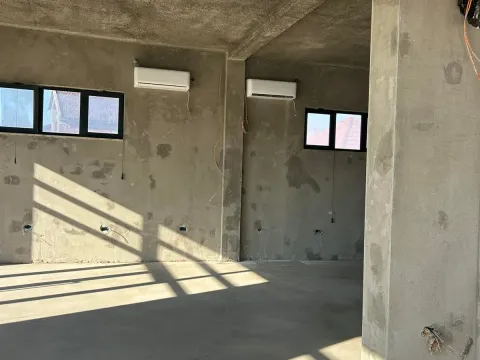 Rent, office space, 140m², Tološi, Podgorica - image 5