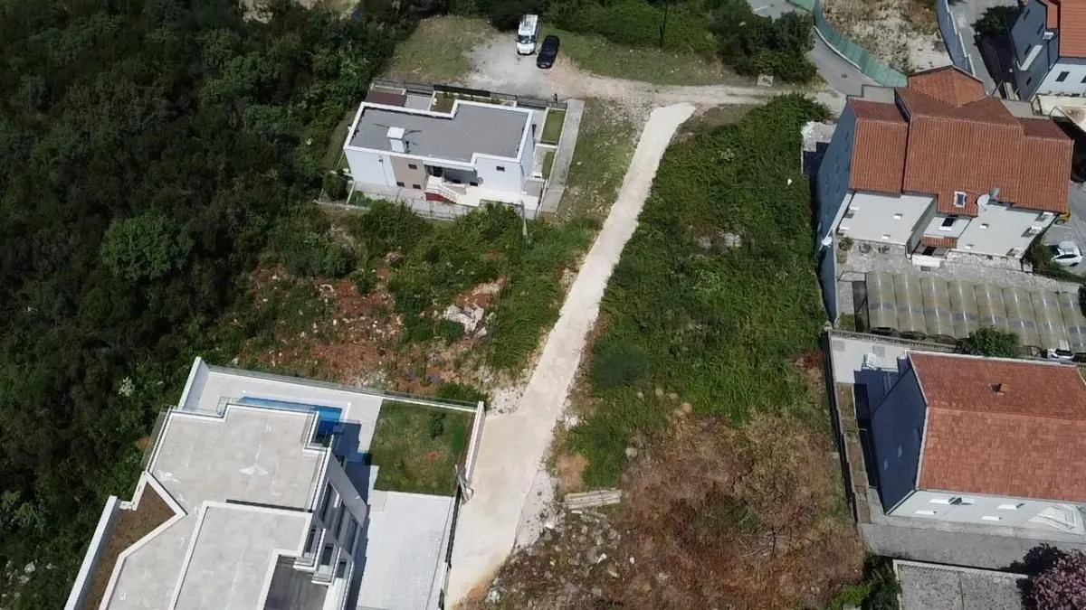 Prodaja, plac, 700m², Tivat, Crna Gora