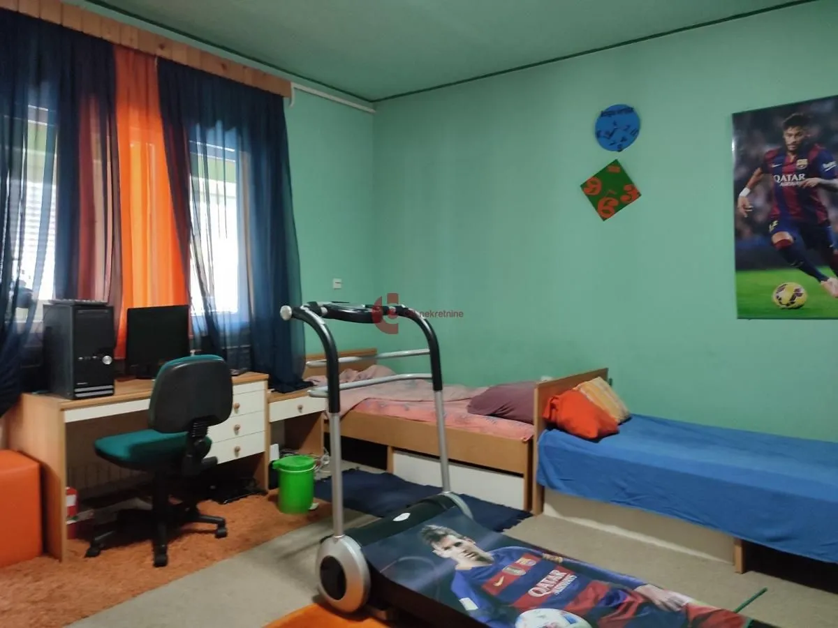 Prodaja, kuća, 196m², Dudova Šuma, Subotica
