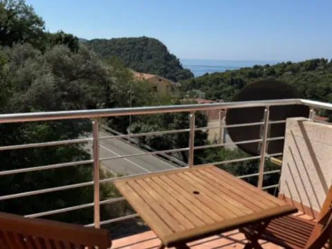 Sale, one bedroom apartment, 49m², Petrovac, Budva - image 4