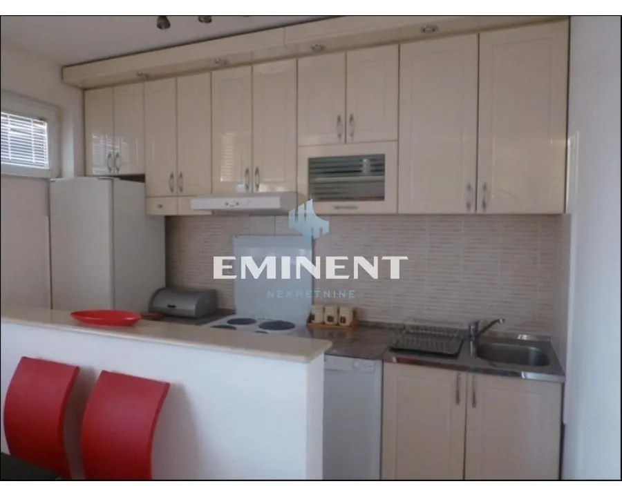 Prodaja, stan, 80m², Autokomanda, Voždovac Sve Podlokacije