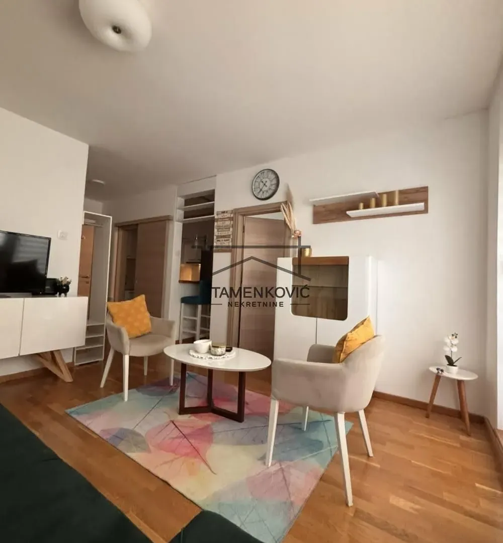 Izdavanje, dvosoban stan, 39m², Jugovićevo, Novi Sad Sve Podlokacije