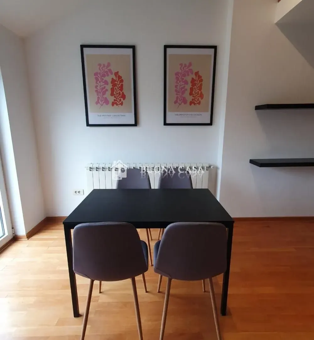 Prodaja, trosoban stan, 58m², Stari Grad, Beograd
