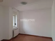 Izdavanje, četvorosoban stan, 203m², Vračar Hram, Vračar Sve Podlokacije - image 10