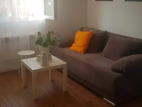 Izdavanje, jednosoban stan, 20m², City Kvart, Podgorica - image 5