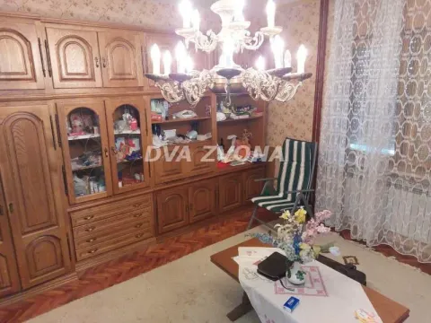 Sale, house, 400m², Sremska Kamenica, Petrovaradin - image 34