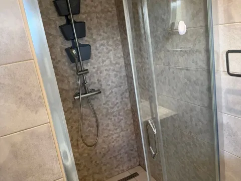 Rent, three bedroom apartment, 125m², Vranići, Podgorica - image 9