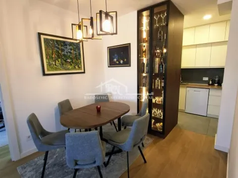 Sale, three bedroom apartment, 61m², Dušanovac, Voždovac Sve Podlokacije