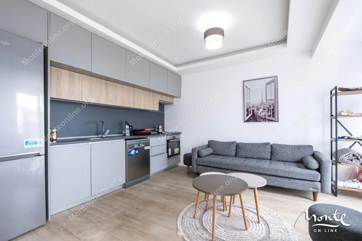 Prodaja, dvosoban stan, 47m², Tivat, Crna Gora